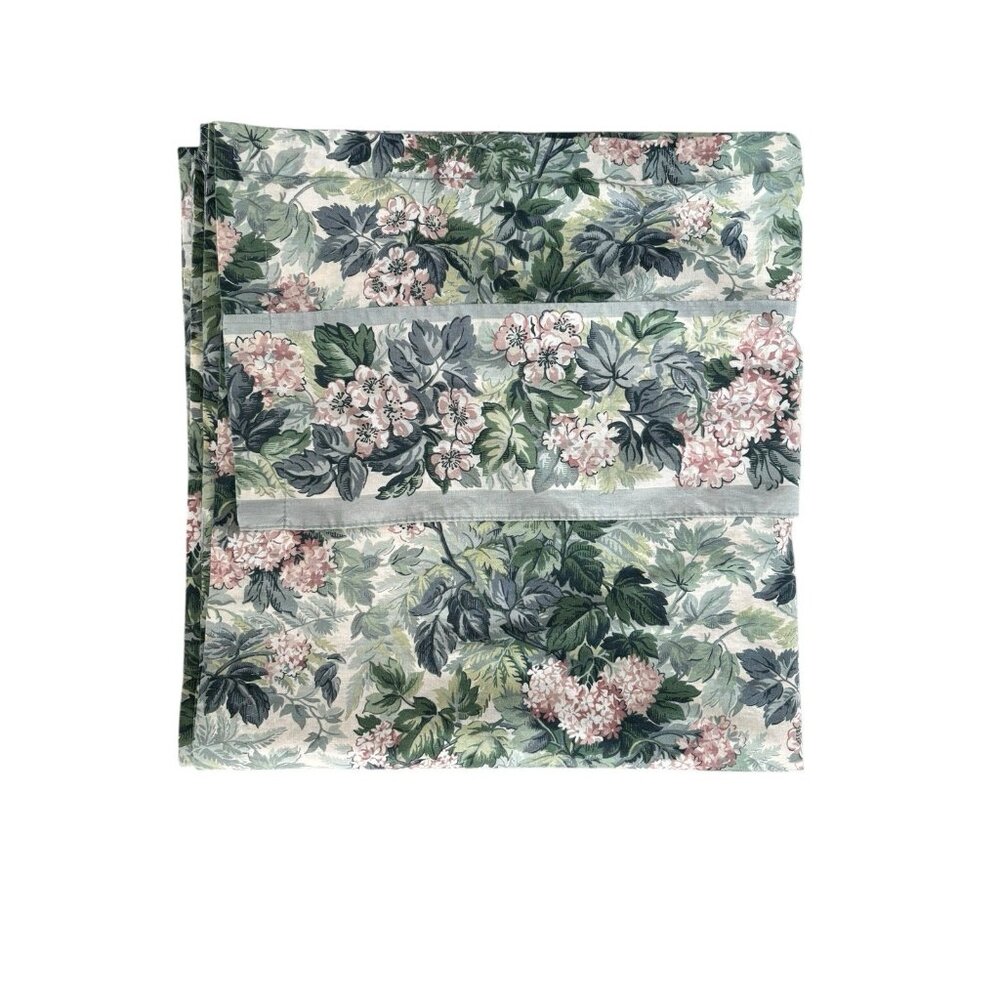 Laura Ashley Fabric Shower Curtain Ashbourne Hydrangea Attached Valance 70”x74”